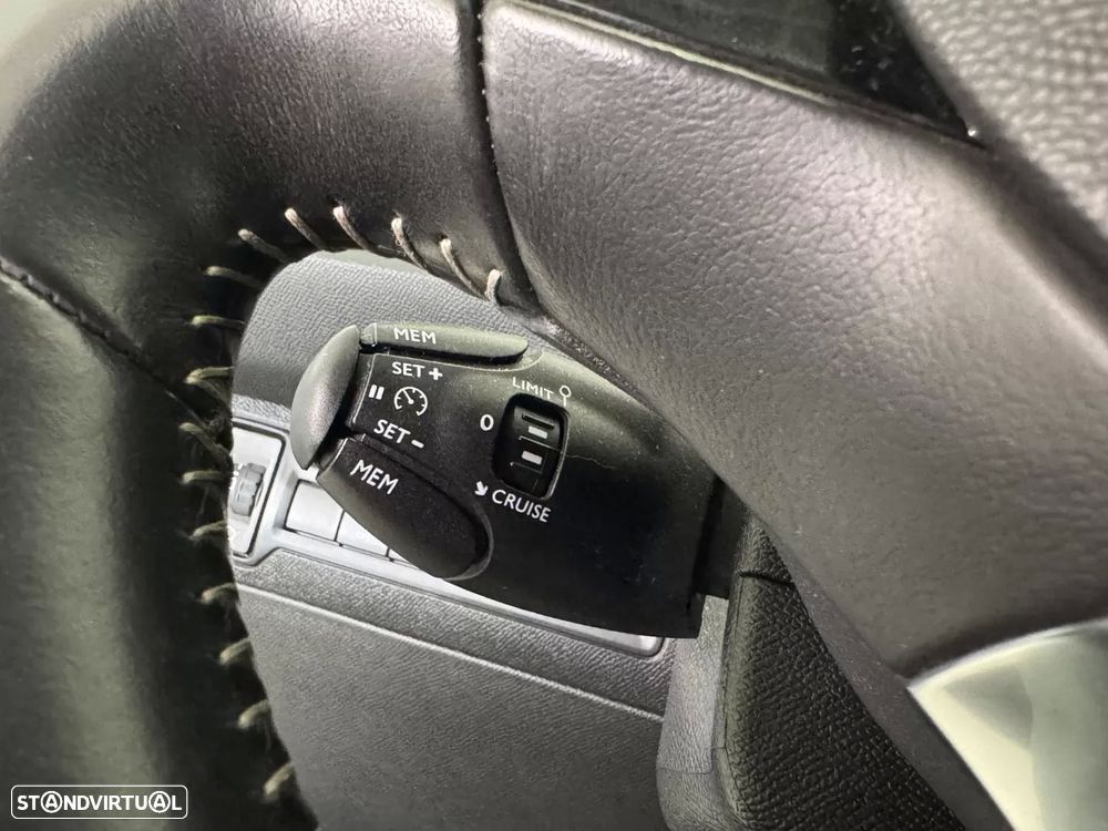 Peugeot 308 SW 1.5 BlueHDi Style J17 - 41