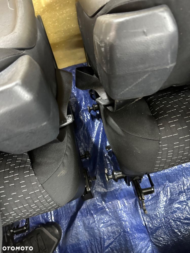 Mercedes 447 metris fotel comfort kanapa ławka  trójka 2+1 koziołek  kanapa EQV v klasa Vito - 8
