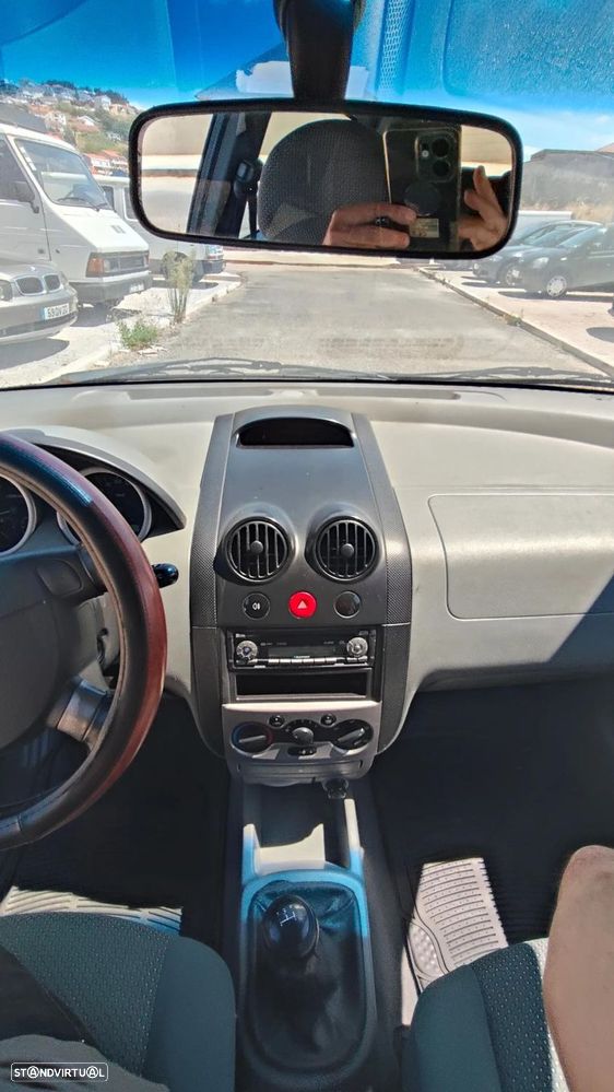 Chevrolet Kalos - 19