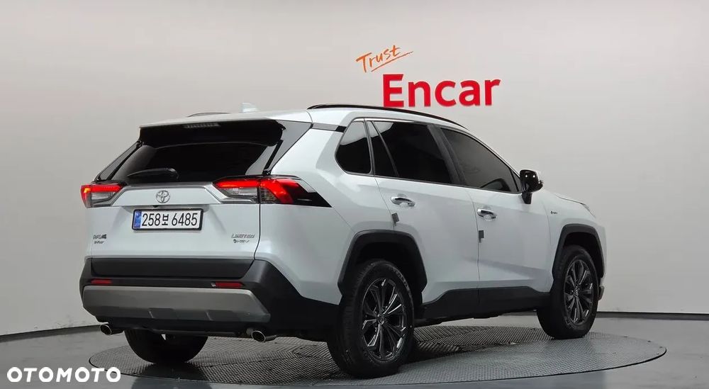 Toyota RAV4 - 2
