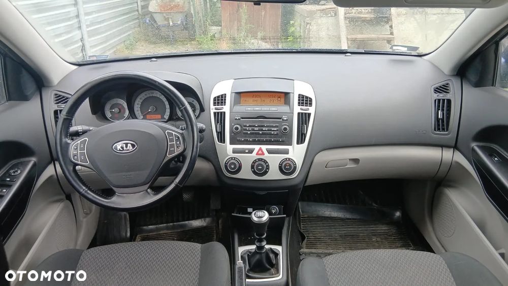 Tylko Części Kia ceed cee'd I ED 1.6 crdi d4fb 90KM 66kW kombi 5d 06r–09r lakier A8 - 9