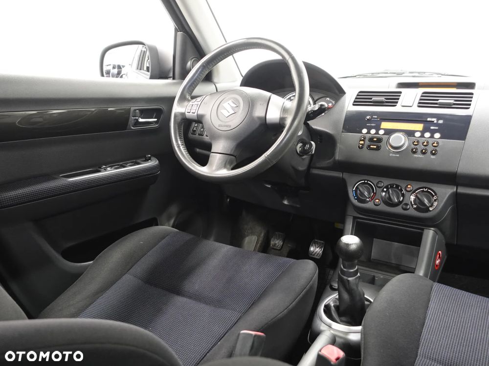 Suzuki Swift 1.3 4x4 Snow - 29