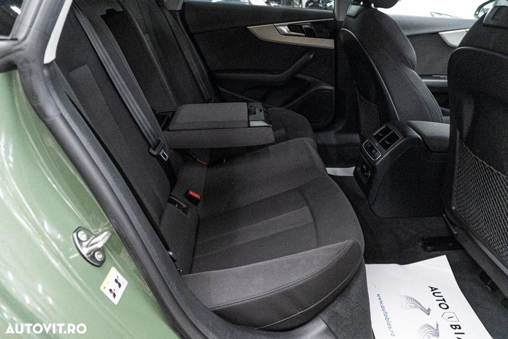 Audi A5 Sportback 40 TFSI S tronic sport - 9