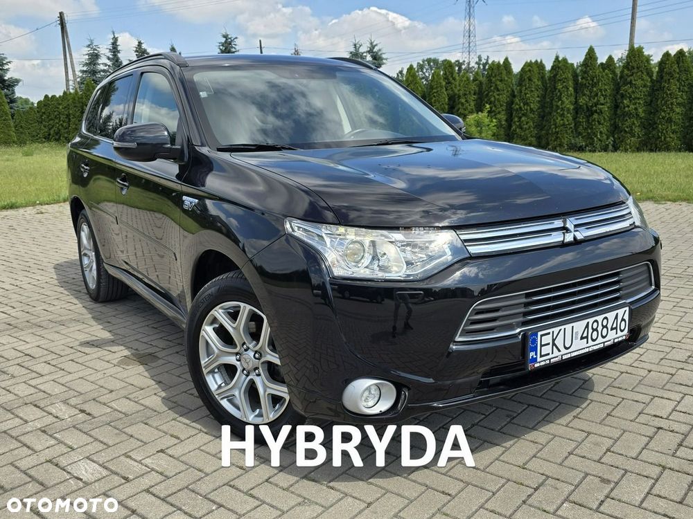 Mitsubishi Outlander - 1
