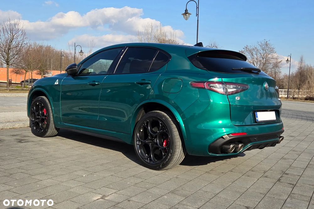 Alfa Romeo Stelvio 2.9 Bi Turbo V6 Quadrifoglio Q4 - 4