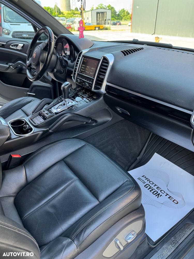 Porsche Cayenne 3.0TD TipTronic - 8