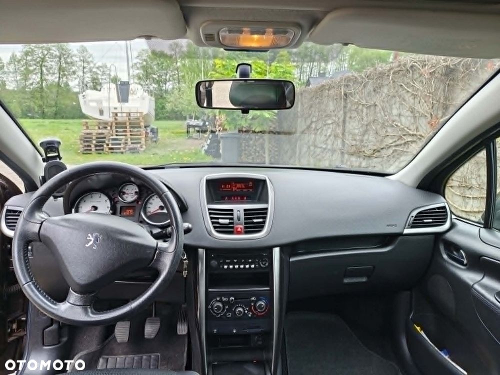 Peugeot 207 1.6 Trendy - 4