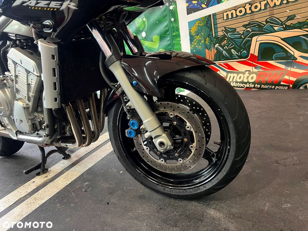 Yamaha FZS - 10