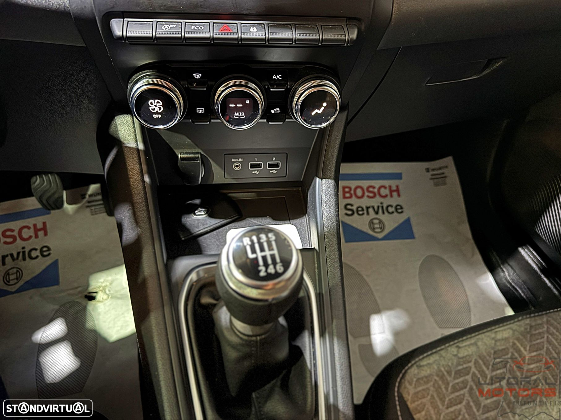Renault Captur 1.0 TCe Exclusive - 28