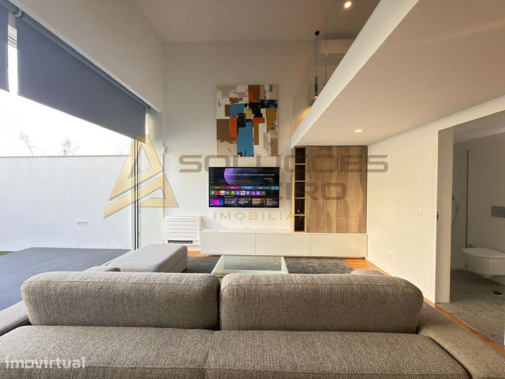 ARRENDAMENTO: Apartamento T1 de Luxo Mobilado e Equipado - Centro d... - Grande imagem: 5/27