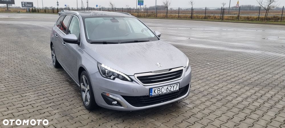 Peugeot 308 - 1