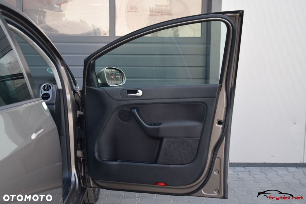 Volkswagen Golf Plus - 20