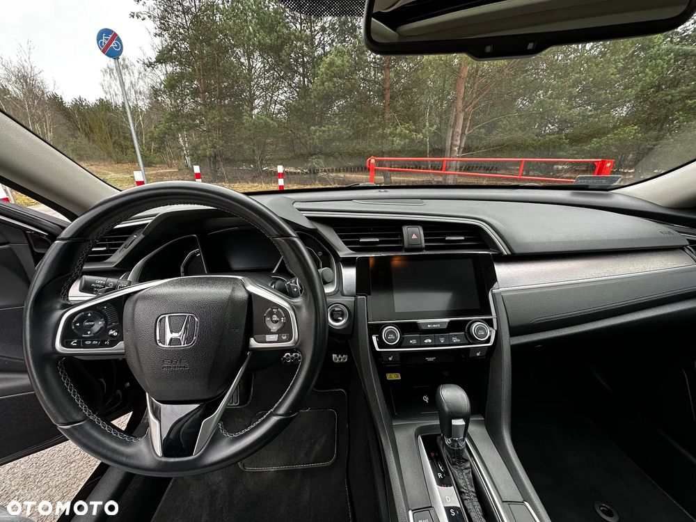 Honda Civic 1.5 T Executive CVT - 11