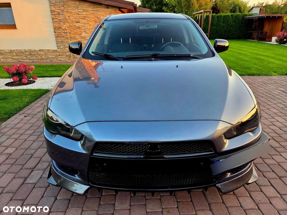 Mitsubishi Lancer - 9