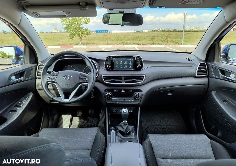 Hyundai Tucson 1.6 GDI 2WD 6MT Comfort - 18