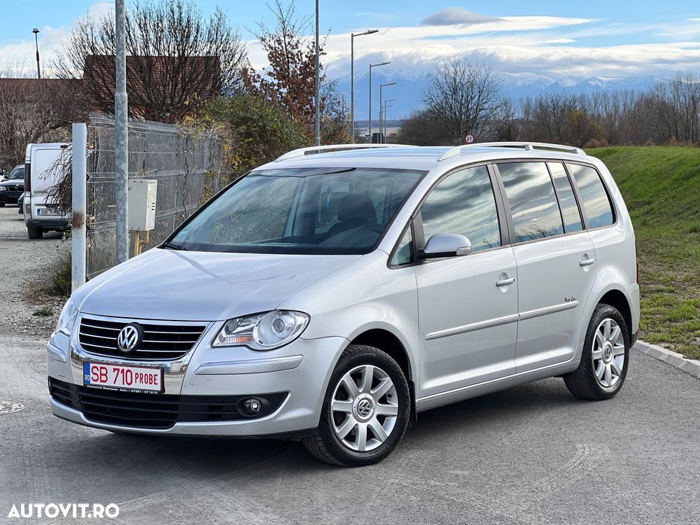 Volkswagen Touran 2.0 TDI DPF Comfortline - 4