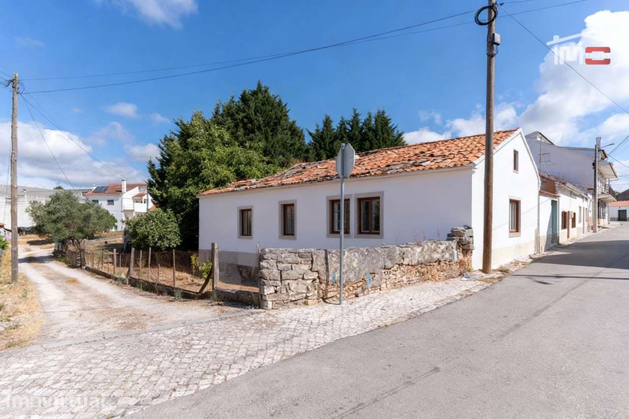 Barracão e terreno com possibilidade de transformação para Habitação - Grande imagem: 4/27