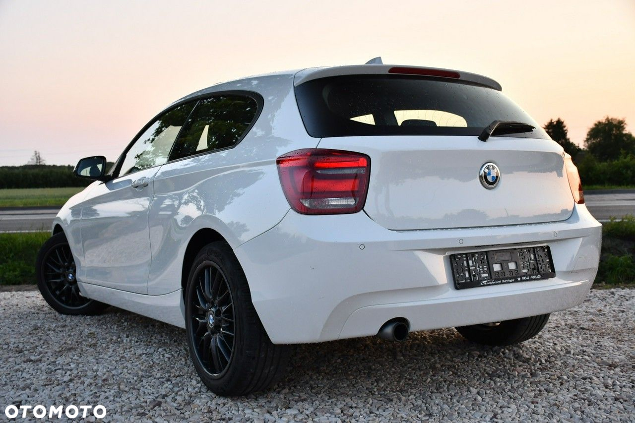 BMW Seria 1 - 22