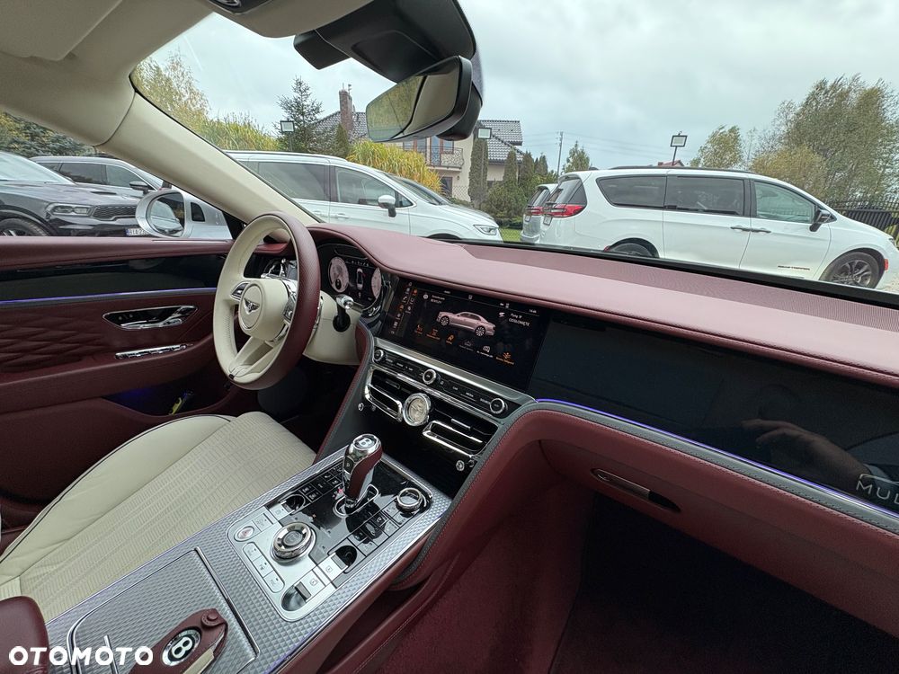 Bentley Flying Spur - 33