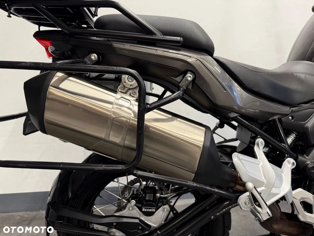 Benelli TRK 502X - 36