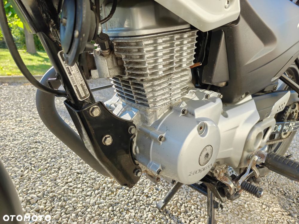 Honda CBF - 13