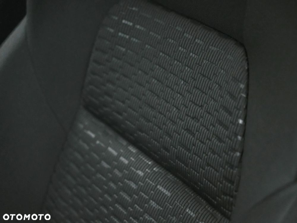 Suzuki Swift - 14