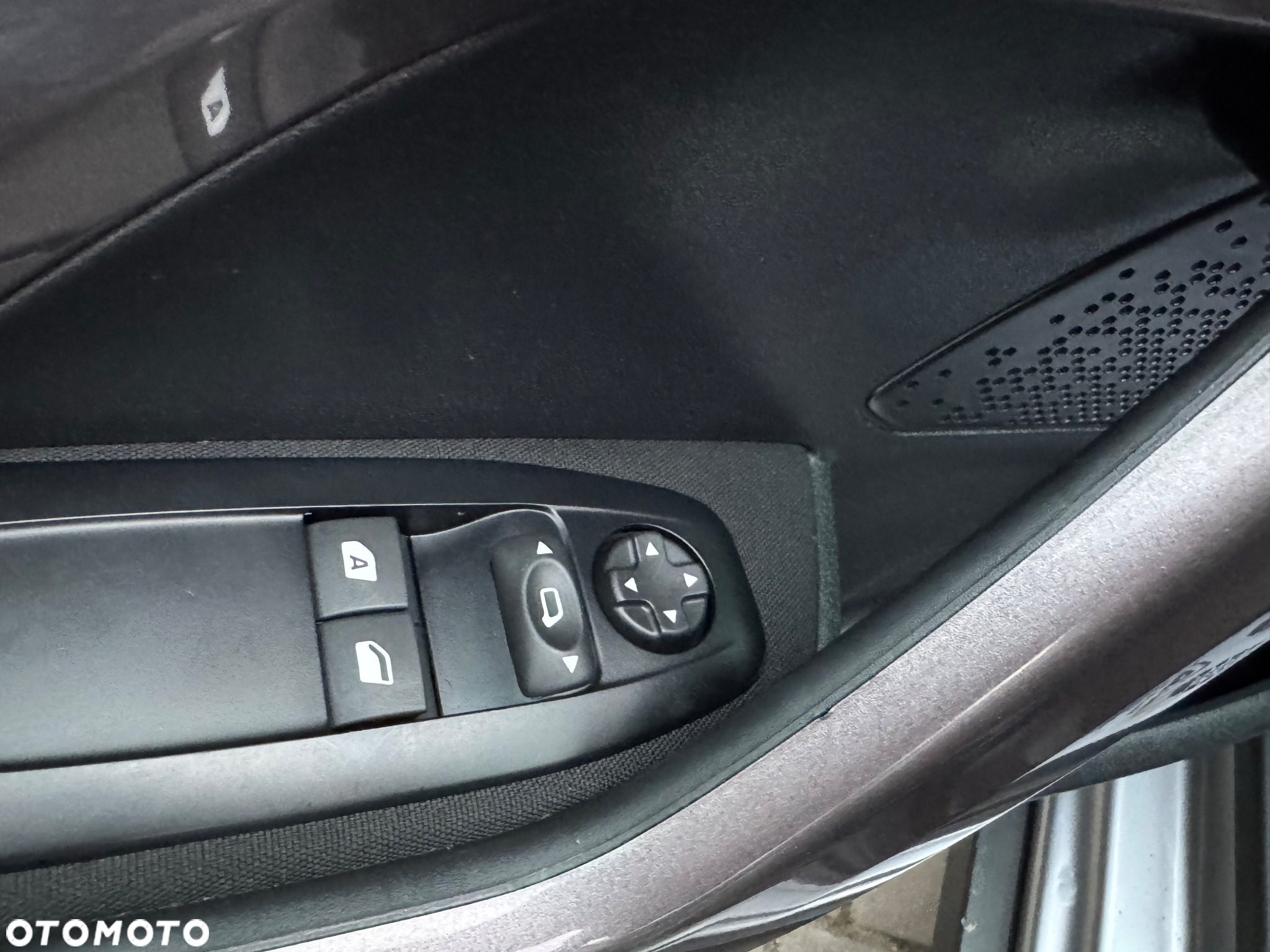 Peugeot 2008 82 e-VTI ETG5 Active - 10