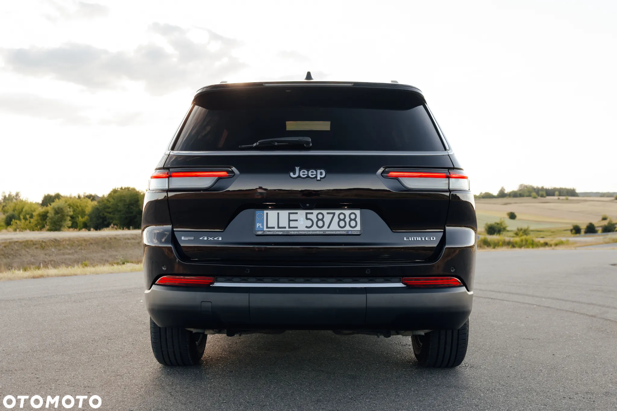 Jeep Grand Cherokee - 9