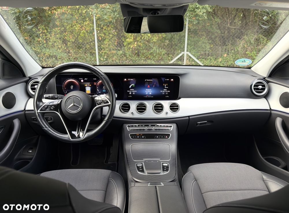 Mercedes-Benz Klasa E 300 de 9G-TRONIC Avantgarde - 31