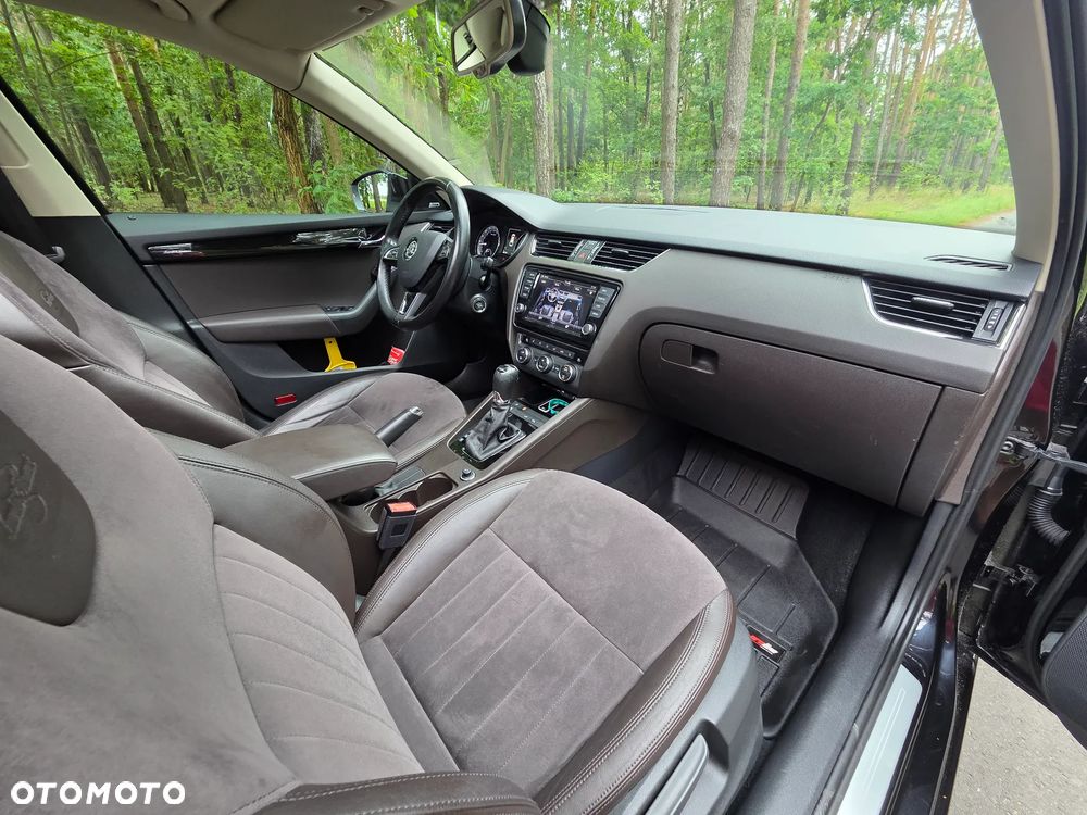Skoda Octavia 2.0 TDI DSG L&K - 29