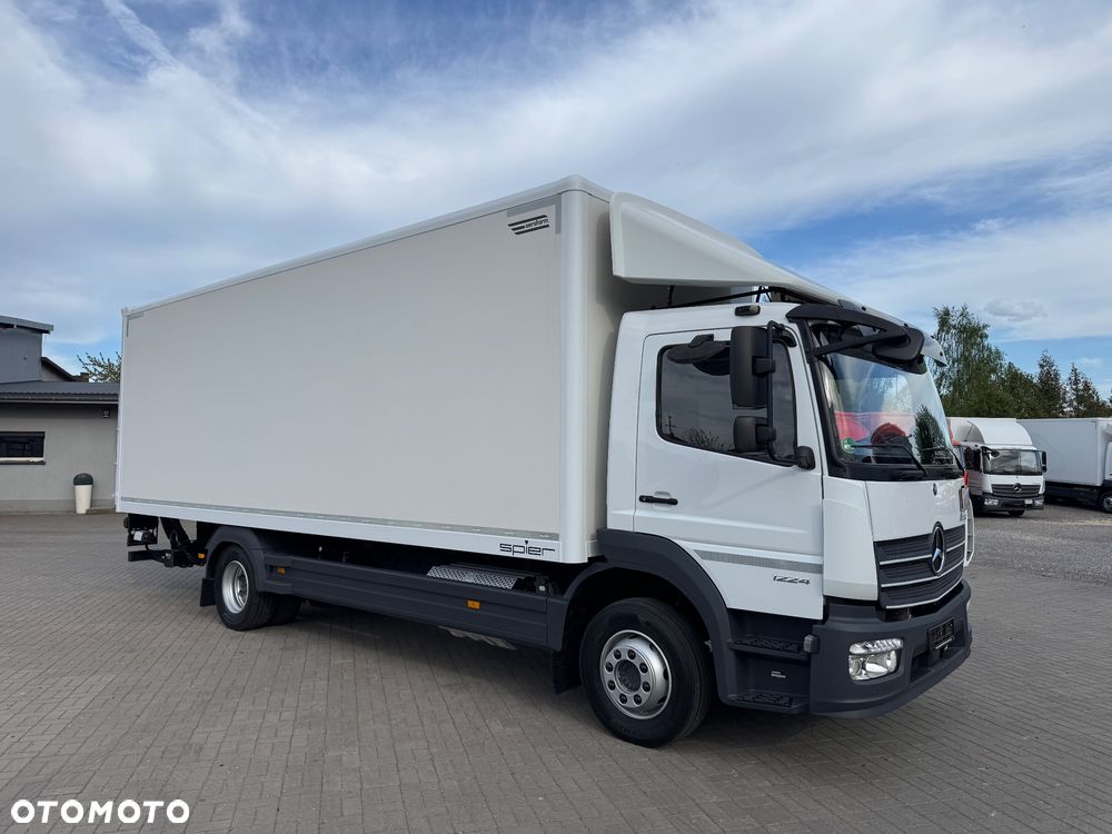 Mercedes-Benz ATEGO - 12