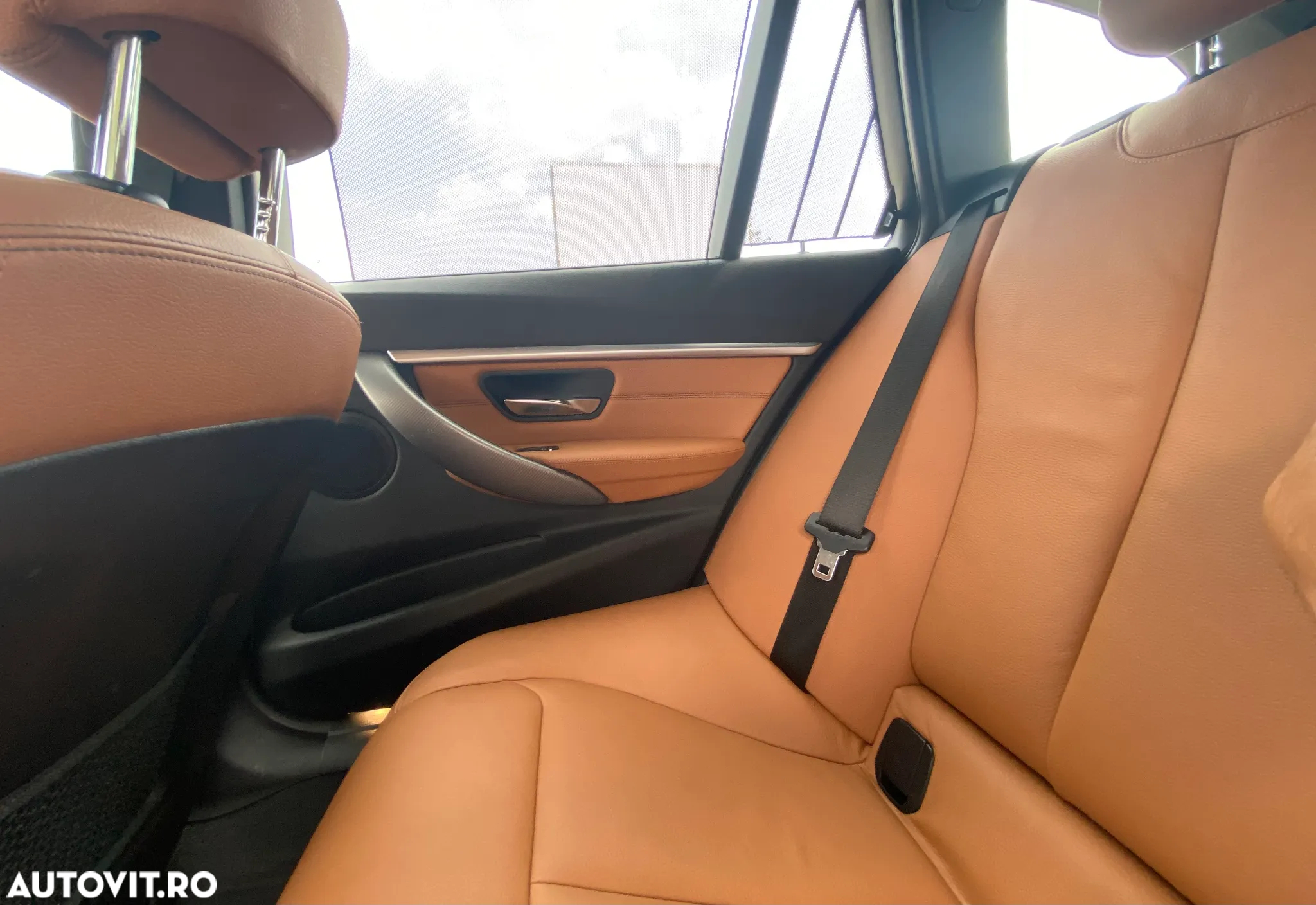 BMW Seria 3 318i Touring Aut. M Sport - 29