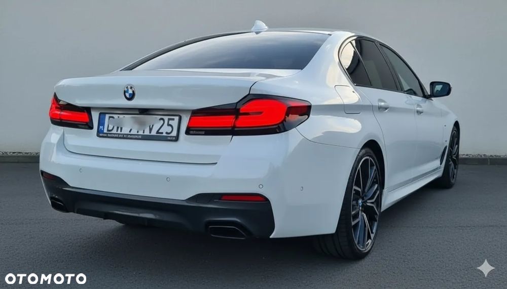 BMW Seria 5 530d xDrive - 3