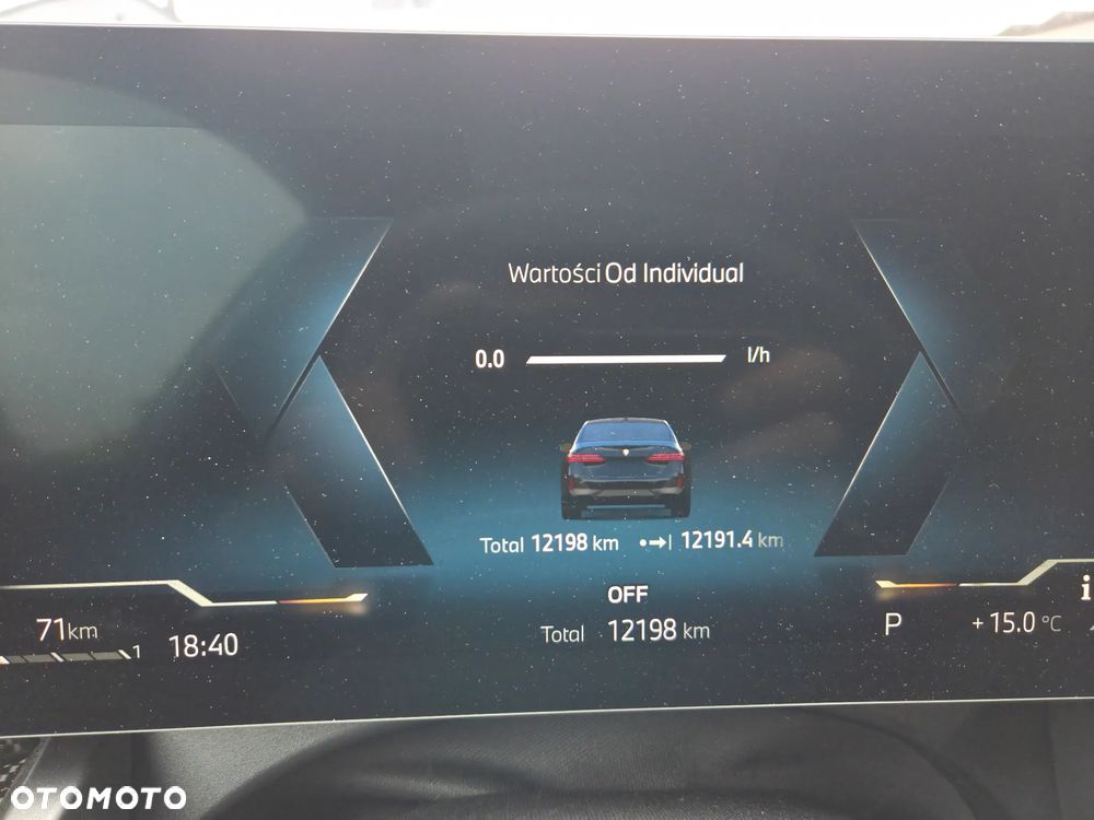 BMW Seria 5 520i - 11