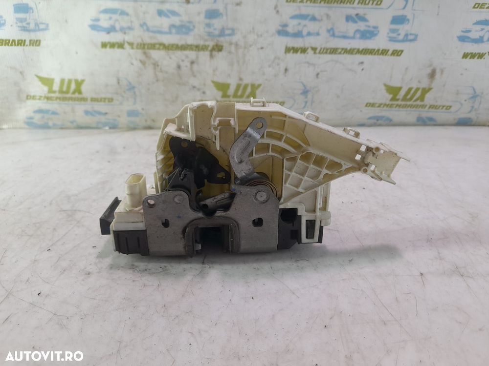 Broasca usa stanga fata A2047201535 Mercedes-Benz CLS-Class C218/X218 - 4