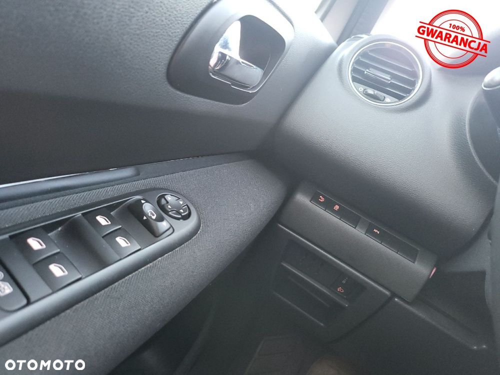 Peugeot 5008 120 VTi Premium - 21