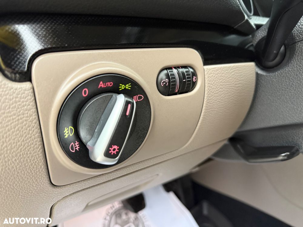 Volkswagen Golf 1.6 TDI BMT Highline - 13