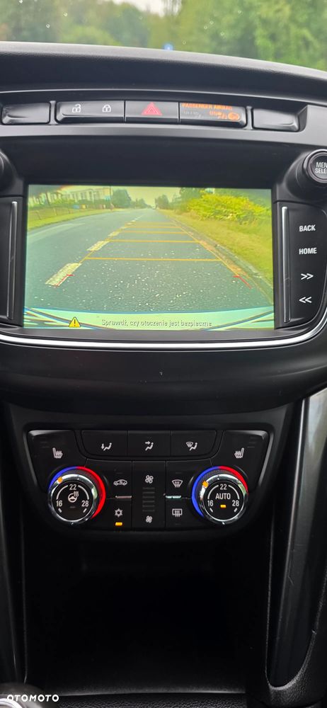 Opel Zafira 2.0 D (CDTI ecoFLEX) Start/Stop Active - 11