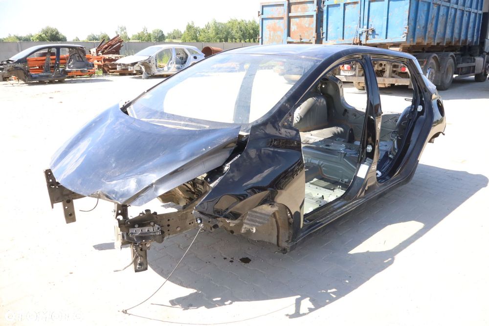 BŁOTNIK ĆWIARTKA LEWY TYŁ  NISSAN MICRA V K14 - 2