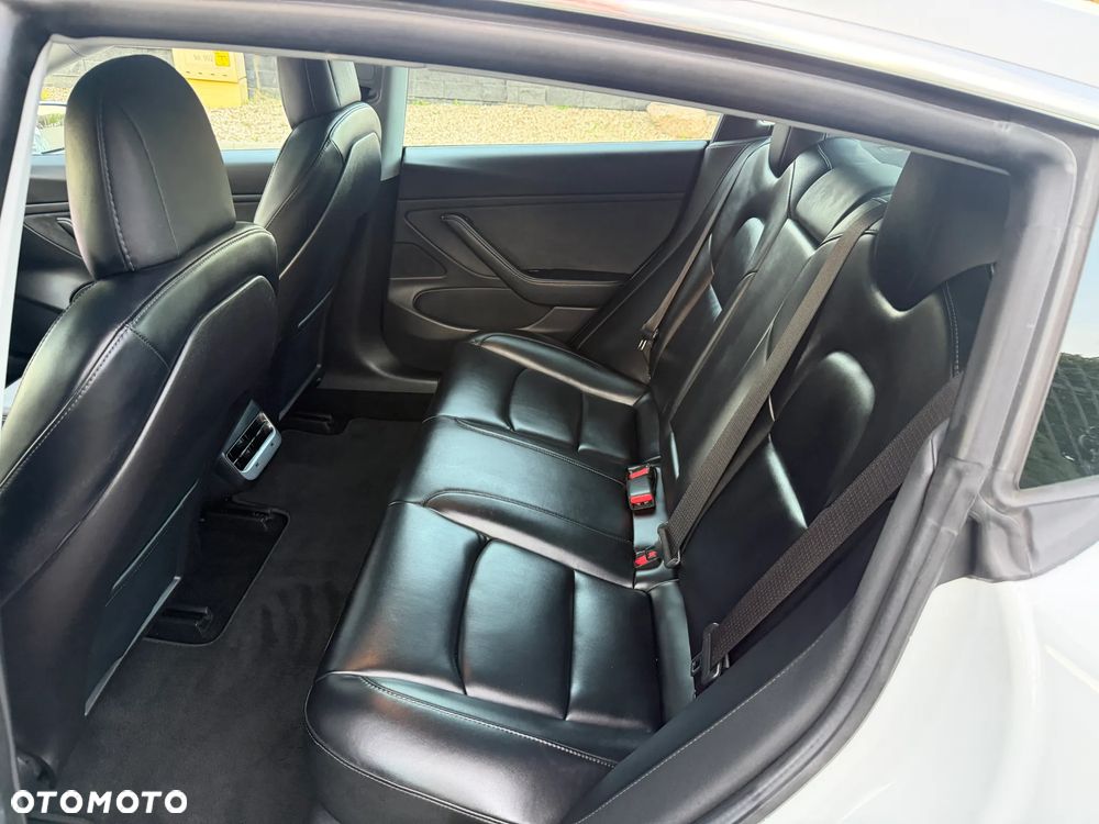 Tesla Model 3 Allradantrieb Dual Motor - 18