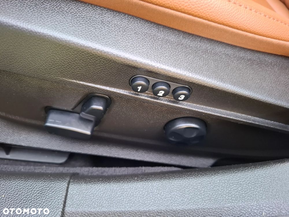 Alfa Romeo Giulia 2.0 Turbo 16V AT8 Veloce - 29