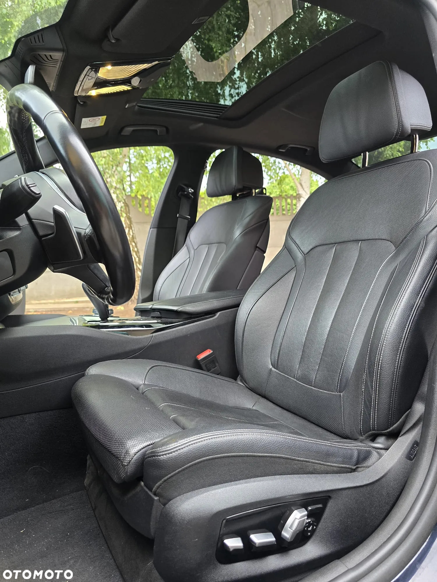 BMW Seria 5 530i - 23