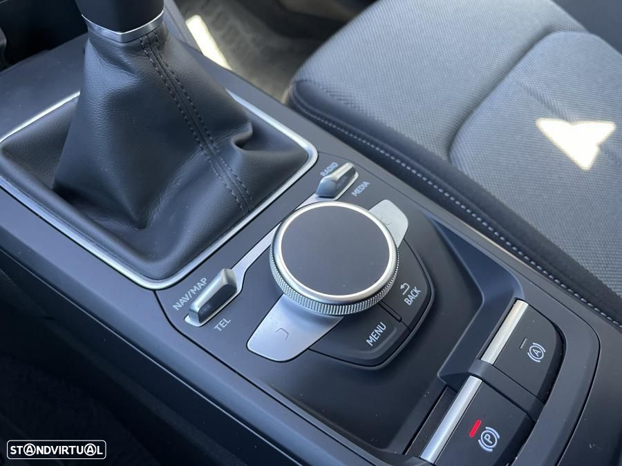 Audi Q2 35 TFSI S line - 27