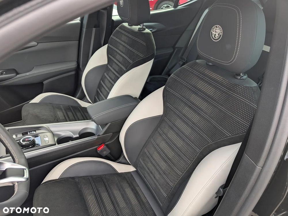 Alfa Romeo Tonale 1.5 T4 GSE mHEV Sport Speciale DCT - 23
