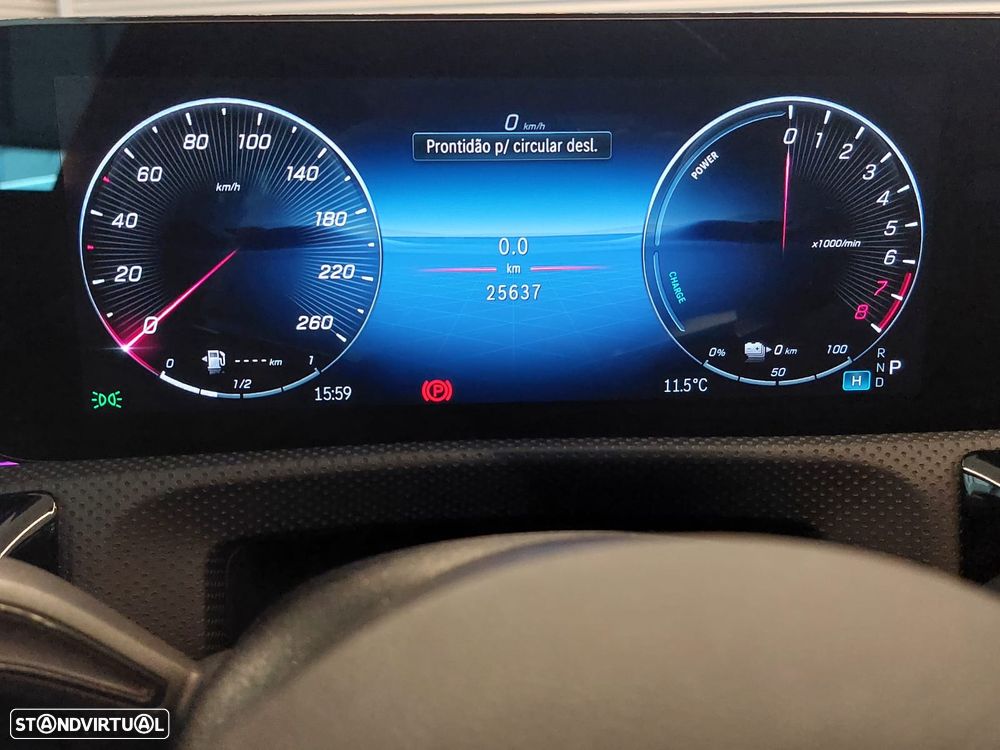 Mercedes-Benz A 250 e AMG Line - 11