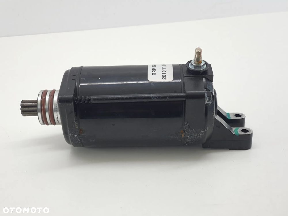 ROZRUSZNIK  CAN AM RYKER MAVERICK X3 - 4