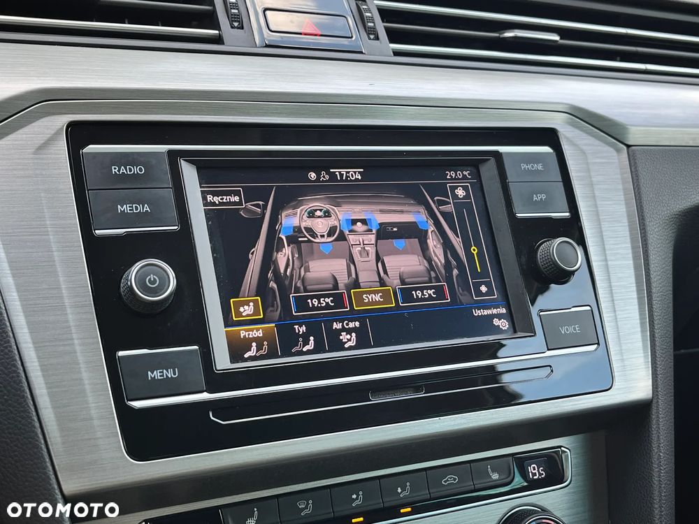 Volkswagen Passat 2.0 TDI EVO Essence - 25