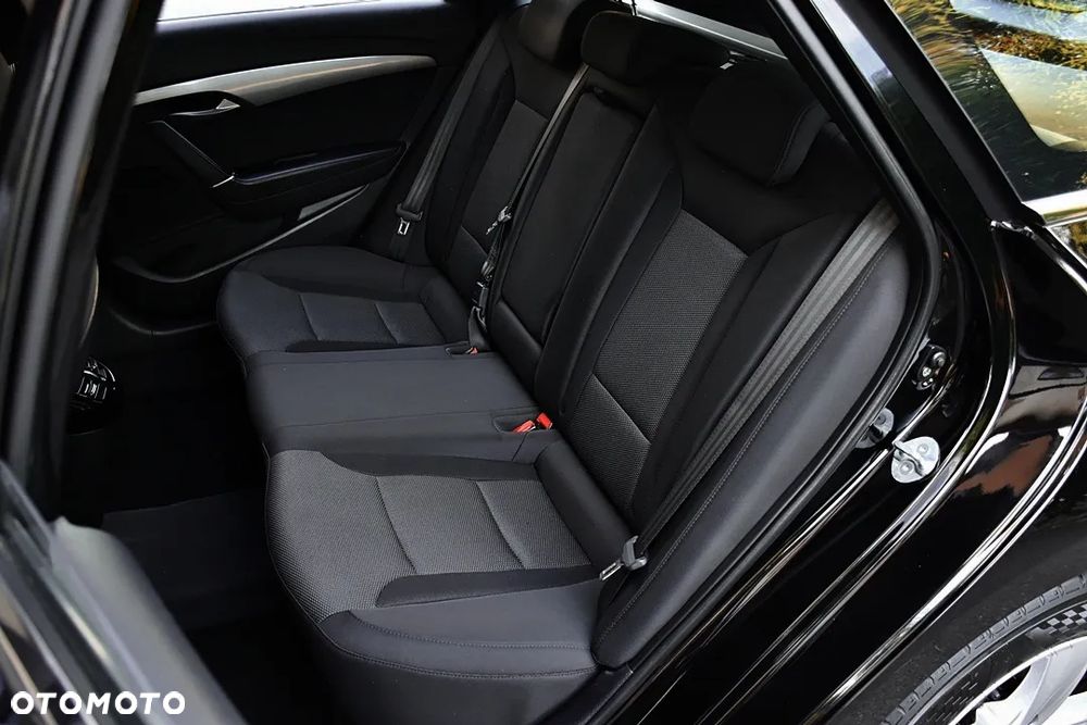 Hyundai i40 1.6 GDI Business - 35