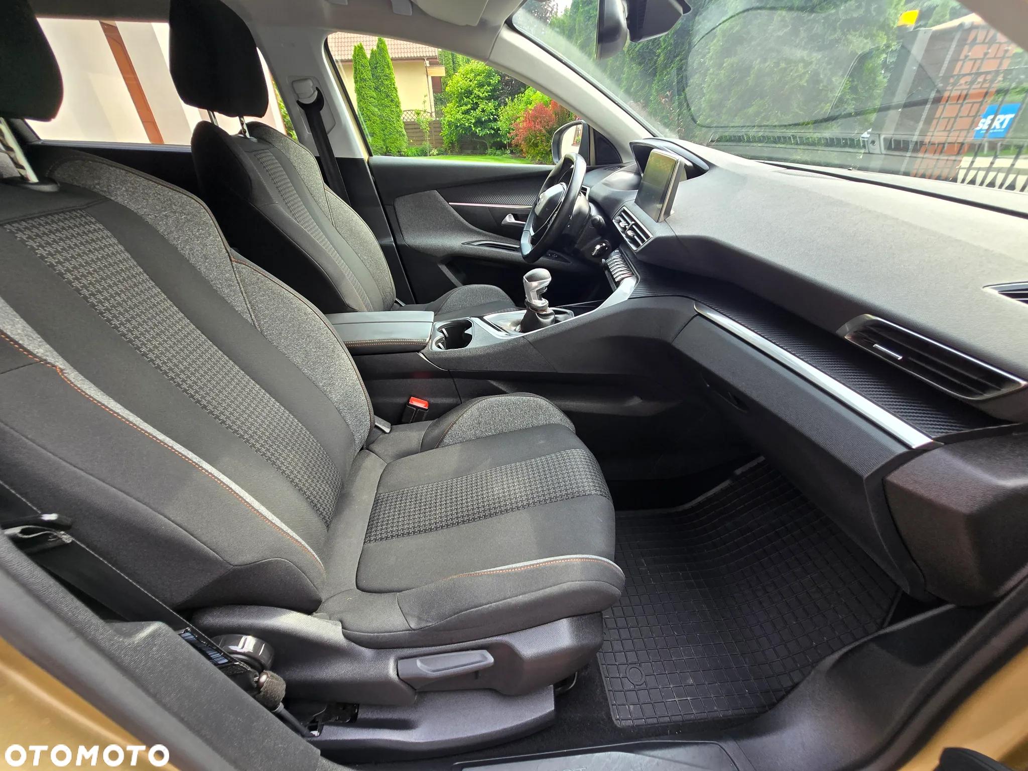 Peugeot 5008 1.2 PureTech Active Pack S&S - 15