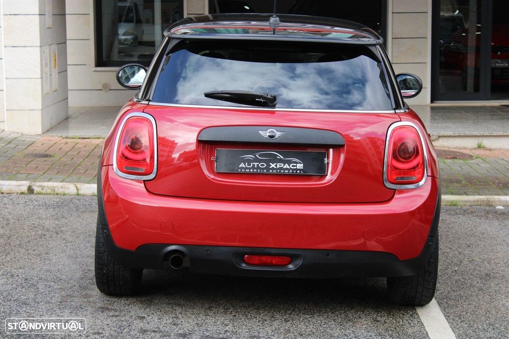 MINI 3 Portas One D - 11